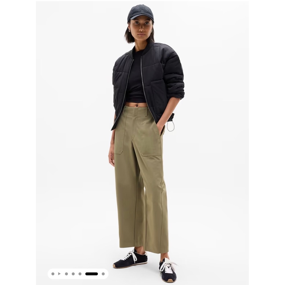 Athleta Skyline High Rise Barrel Leg Pants Womens 12 Olive Branch Utility